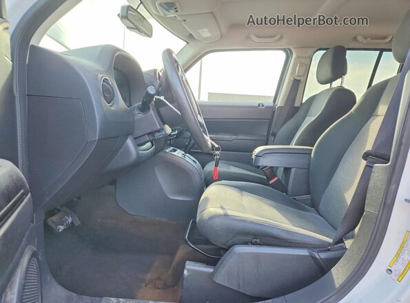 1C4NJPBA3GD568036 2016 JEEP PATRIOT White Սալոնի դիմացի տեսք