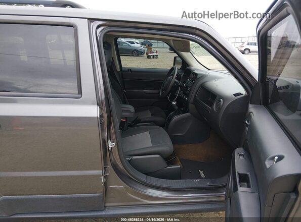 1C4NJPBA3GD670145 2016 JEEP PATRIOT Gray 