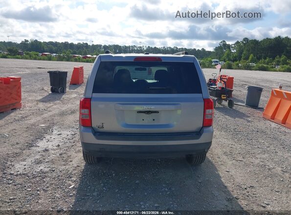 1C4NJPBA3HD115679 2017 JEEP PATRIOT Silver 