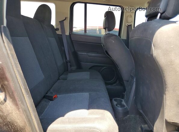 1C4NJPBA5GD622114 2016 JEEP PATRIOT Charcoal Հետևի նստատեղերի տեսք