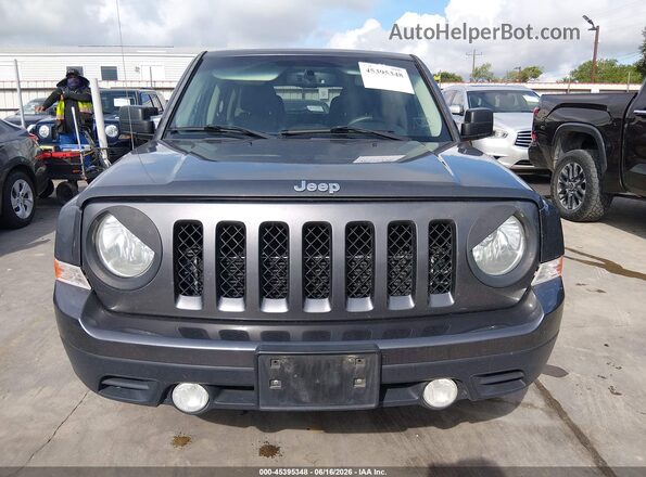 1C4NJPBA6GD688137 2016 JEEP PATRIOT Серый Вид задней части салона