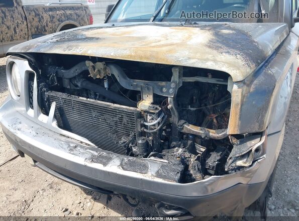 1C4NJPBA6GD788108 2016 JEEP PATRIOT Silver Դիմացի տեսք