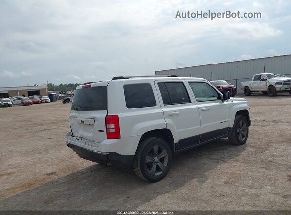 1C4NJPBA7GD604052 2016 JEEP PATRIOT White Trasero derecho
