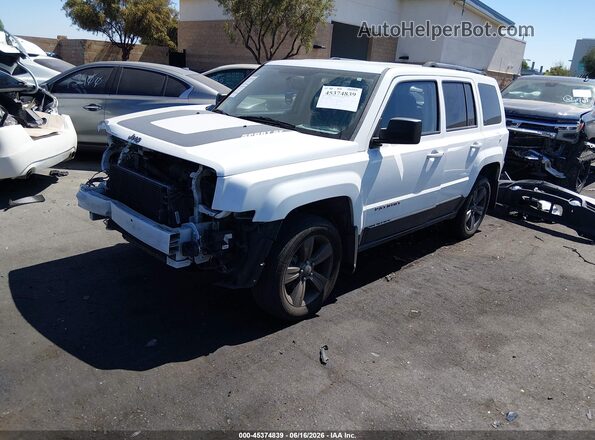 1C4NJPBA7GD803795 2016 JEEP PATRIOT Белый Передняя левая четверть