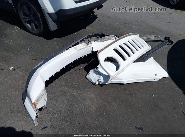 1C4NJPBA7GD803795 2016 JEEP PATRIOT Белый Вид щитка приборов