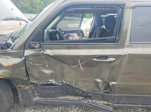 1C4NJPBA9GD604246 2016 JEEP PATRIOT Green Սալոնի դիմացի տեսք