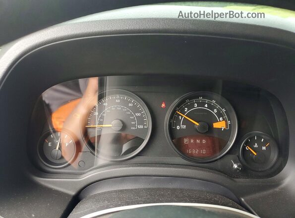 1C4NJPBA9GD669534 2016 JEEP PATRIOT Black ხელსაწყოთა პანელის ხედი