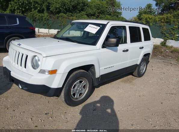1C4NJPBA9HD209209 2017 JEEP PATRIOT White წინა მარცხენა ხედი სამი მეოთხედიდან