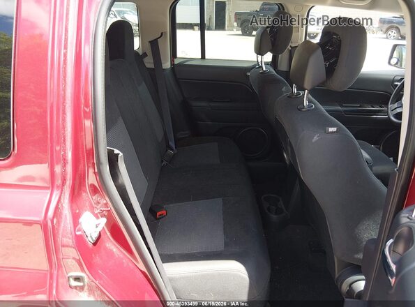 1C4NJPBAXHD150560 2017 JEEP PATRIOT Red VIN sticker view
