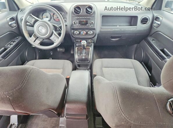 1C4NJPBAXHD211339 2017 JEEP PATRIOT White წინა პანელის ხედი