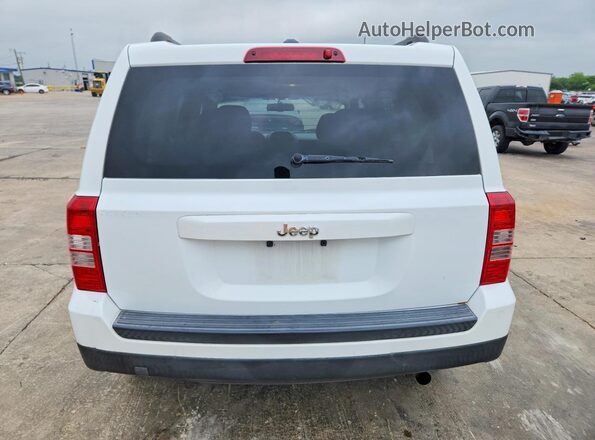 1C4NJPBAXHD211339 2017 JEEP PATRIOT White უკანა ხედი