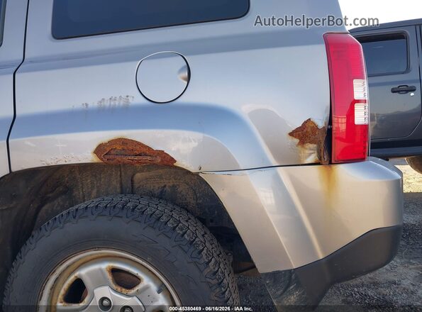 1C4NJPBB0GD813030 2016 JEEP PATRIOT Серебряный 