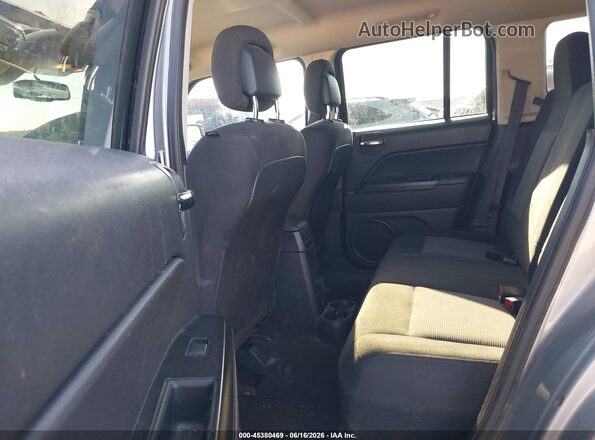 1C4NJPBB0GD813030 2016 JEEP PATRIOT Серебряный 