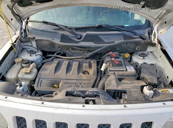 1C4NJPBB3GD698987 2016 JEEP PATRIOT White ძრავის განყოფილების ხედი