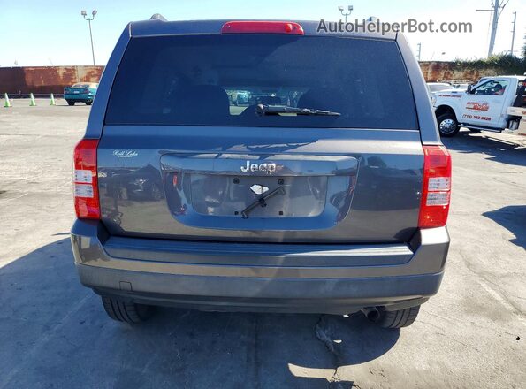 1C4NJPBB4GD735898 2016 JEEP PATRIOT Gray Widok z tyłu