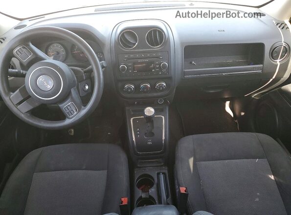 1C4NJPBB5GD543812 2016 JEEP PATRIOT Серый Вид панели приборов