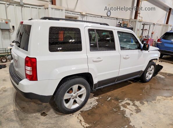 1C4NJPBB7GD527238 2016 JEEP PATRIOT White Rear right