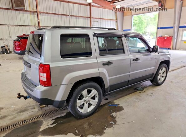 1C4NJPBB8GD681957 2016 JEEP PATRIOT Серебряный Задняя правая четверть