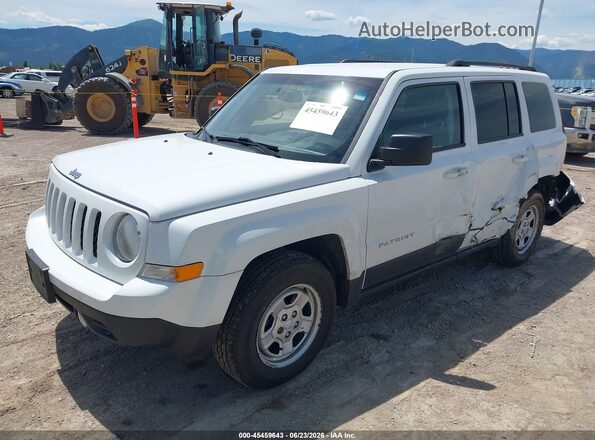 1C4NJPBB9GD809381 2016 JEEP PATRIOT White წინა მარცხენა ხედი სამი მეოთხედიდან