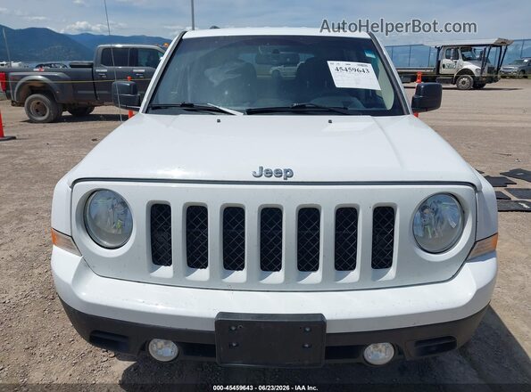 1C4NJPBB9GD809381 2016 JEEP PATRIOT White უკანა სალონის ხედი
