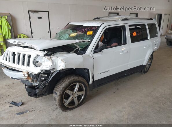 1C4NJPFA2HD158680 2017 JEEP PATRIOT White Передня ліва чверть
