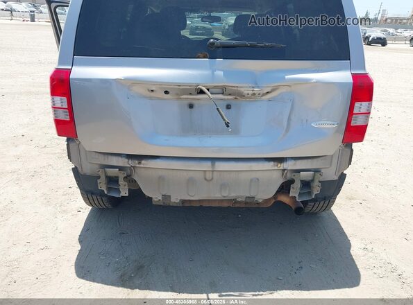 1C4NJPFB0GD620628 2016 JEEP PATRIOT Серебряный Вид спереди