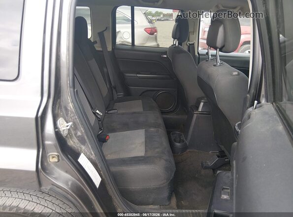 1C4NJPFB3HD183323 2017 JEEP PATRIOT Gray VIN կոդի պիտակի տեսք