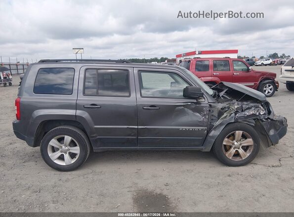 1C4NJPFB3HD183323 2017 JEEP PATRIOT Gray Սարքավորումների վահանակի տեսք