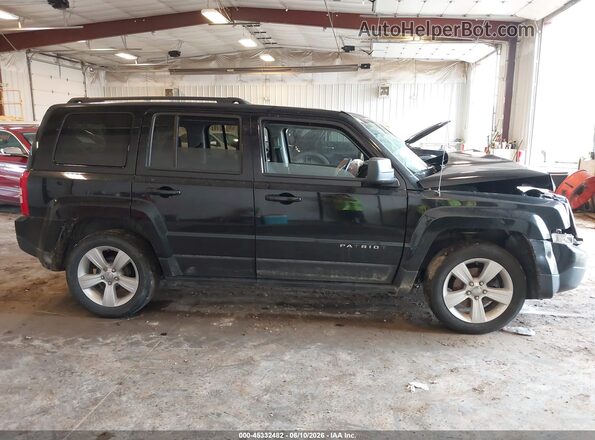 1C4NJPFB4HD184612 2017 JEEP PATRIOT Black Rear interior view