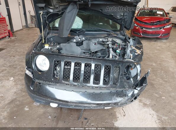 1C4NJPFB4HD184612 2017 JEEP PATRIOT Black Rear view
