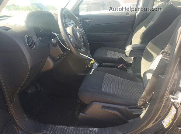 1C4NJRBB1GD511998 2016 JEEP PATRIOT Gray Вид салону спереду