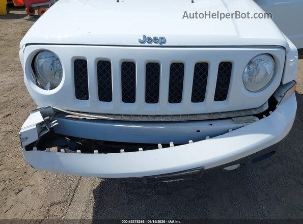 1C4NJRBB1HD206471 2017 JEEP PATRIOT White Widok z przodu