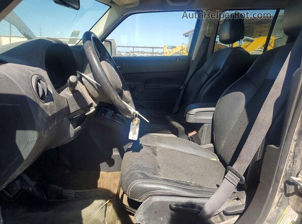 1C4NJRBB4GD664181 2016 JEEP PATRIOT Black 
