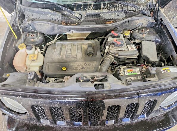 1C4NJRBB4HD114271 2017 JEEP PATRIOT Black ძრავის განყოფილების ხედი
