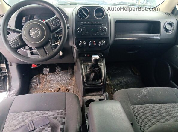 1C4NJRBB5HD152477 2017 JEEP PATRIOT Черный Вид панели приборов