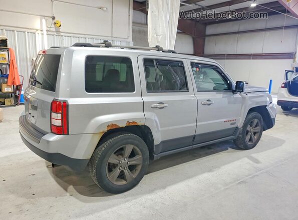 1C4NJRBB6GD714711 2016 JEEP PATRIOT Silver Tył prawy