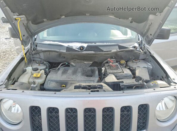 1C4NJRBB7GD668712 2016 JEEP PATRIOT Silver Вид підкапотного простору