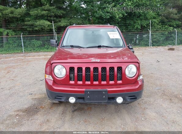 1C4NJRBB8HD138752 2017 JEEP PATRIOT Red უკანა სალონის ხედი