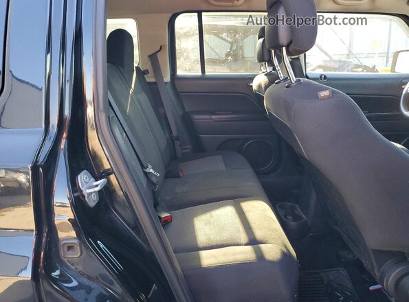 1C4NJRBB9GD572175 2016 JEEP PATRIOT Black Սալոնի հետևի տեսք