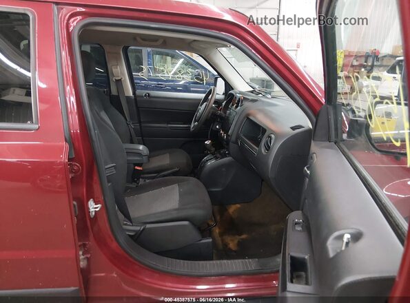 1C4NJRBBXGD657252 2016 JEEP PATRIOT Red Front interior view