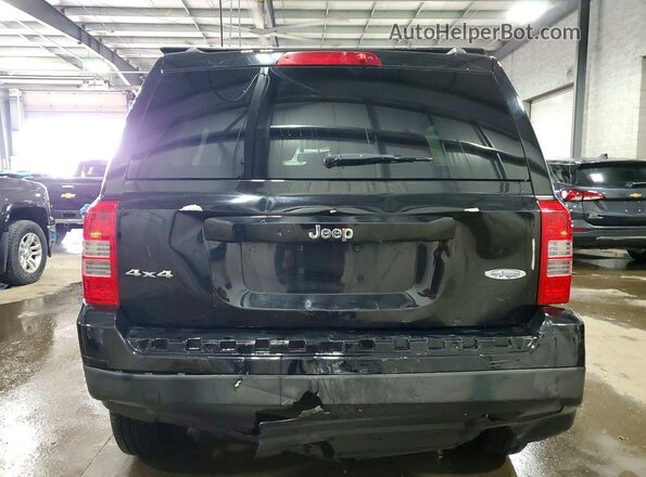 1C4NJRFB0GD535283 2016 JEEP PATRIOT Черный Вид сзади