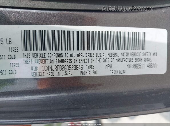 1C4NJRFB2GD523846 2016 JEEP PATRIOT Gray Vista del compartimento del motor