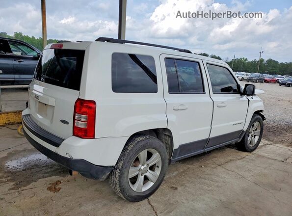 1C4NJRFB2GD594402 2016 JEEP PATRIOT White Tył prawy