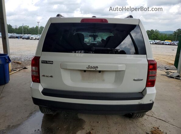 1C4NJRFB2GD594402 2016 JEEP PATRIOT White Widok z tyłu