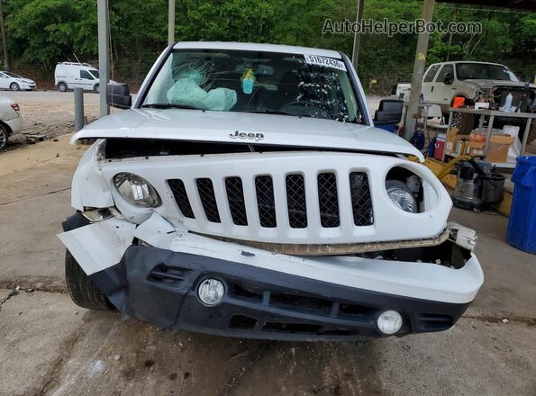 1C4NJRFB2GD594402 2016 JEEP PATRIOT White Widok z przodu