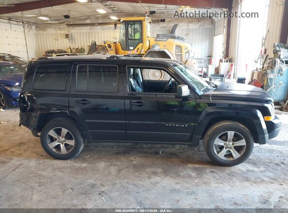 1C4NJRFB2HD205775 2017 JEEP PATRIOT Черный Вид задней части салона