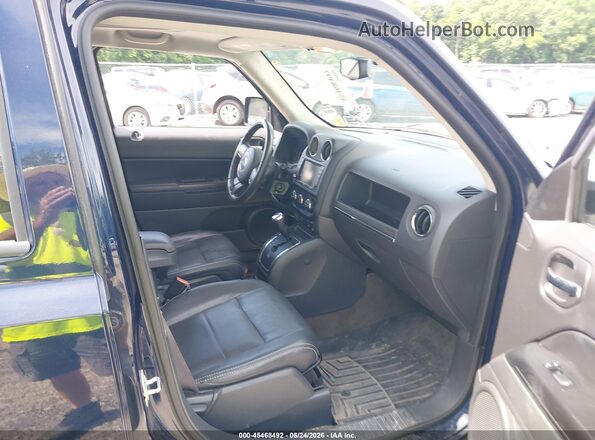 1C4NJRFB3GD783088 2016 JEEP PATRIOT Blue Вид салону спереду
