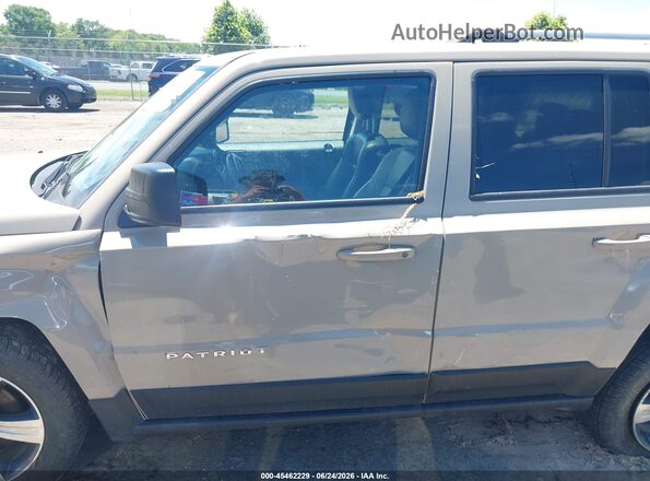 1C4NJRFB3HD139902 2017 JEEP PATRIOT Cream Սալոնի 360 աստիճան տեսք