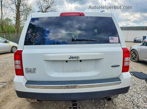 1C4NJRFB3HD195404 2017 JEEP PATRIOT Белый Вид сзади