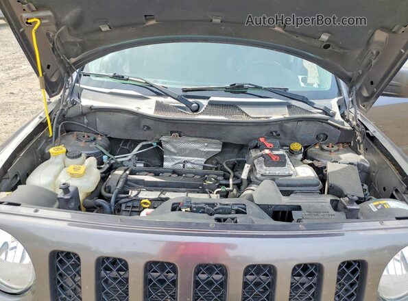 1C4NJRFB4GD586270 2016 JEEP PATRIOT Gray Вид підкапотного простору